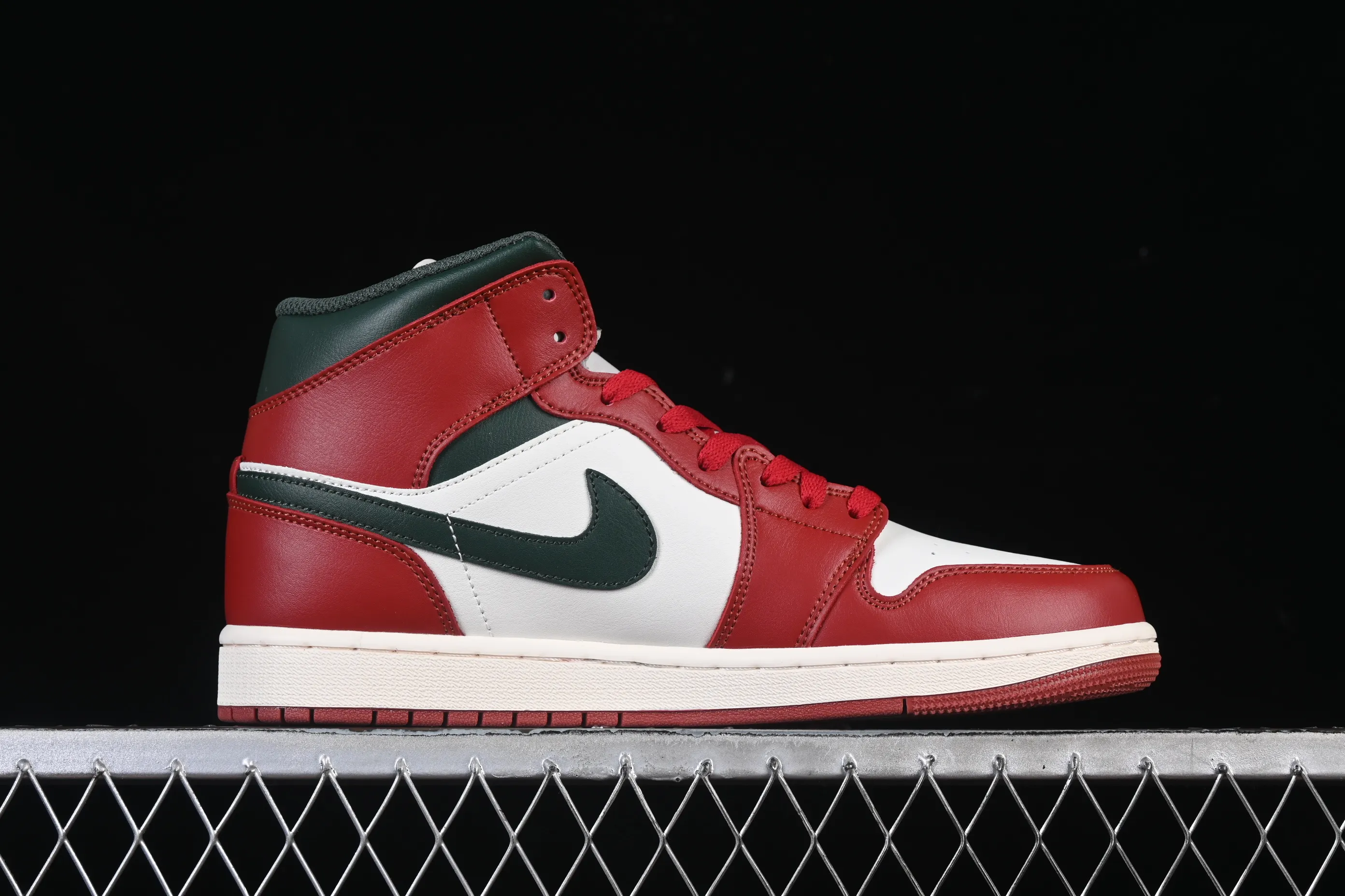 All Categories Air Jordan Jordan Series Basketball Shoes Air Jordan 1 Mid Air Jordan 1 Mid AJ1 Joe 1 Year of the Horse Limited Chinese Cultural Leisure Sneakers DQ8426-105